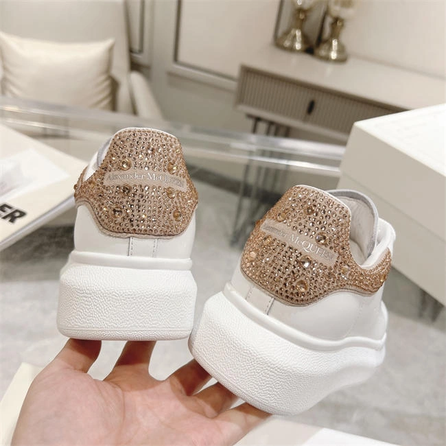 stylish Mcqv*en sneaker 2482