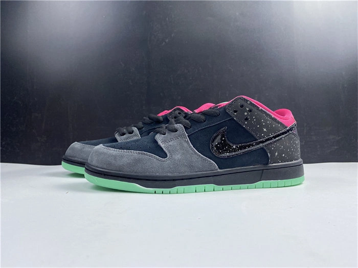 odorresistant nike dunk sb low premier N0r*hern lights 724183- 4929