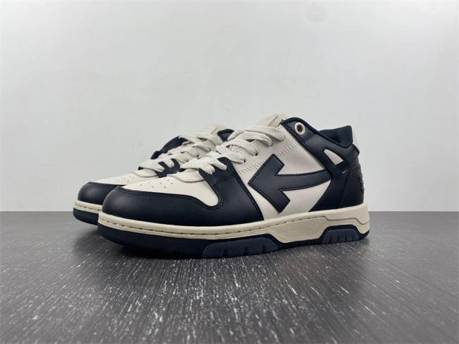 OFF-WHITE Out Of Office GoodFit 3136