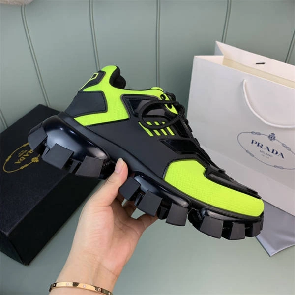 Pra*a sophisticated 3234