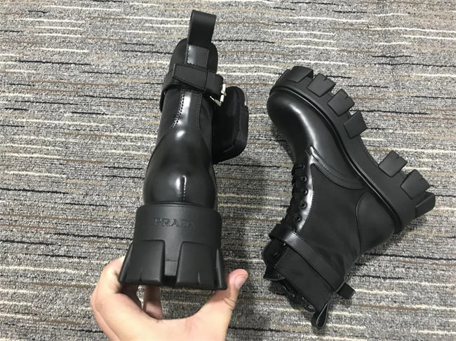 Pra*a boot fashionforward 3252