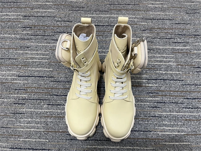 timeless Pra*a boot 3242