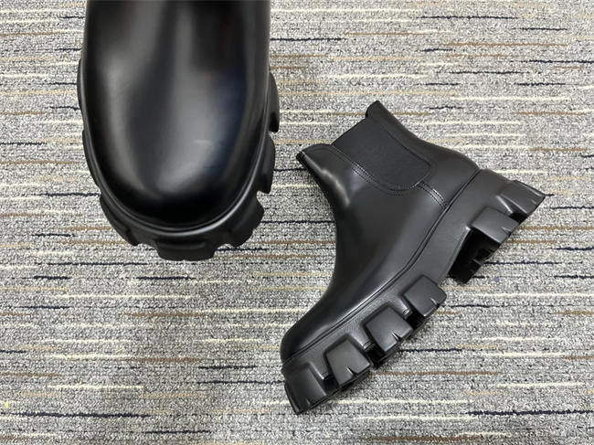 Pra*a boot highquality 3245