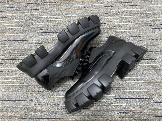 Pra*a loafer minimalist 3336