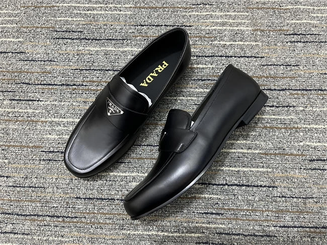 goanywhere Pra*a loafer 3330