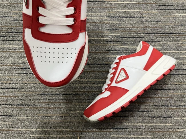 classic Pra*a sneaker 3377