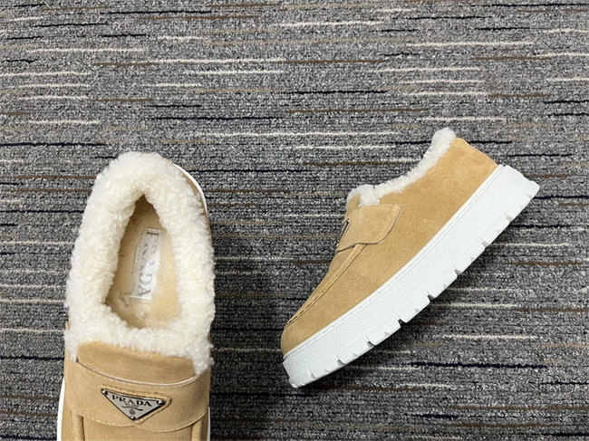 relaxedfit Pra*a sneaker women 3391